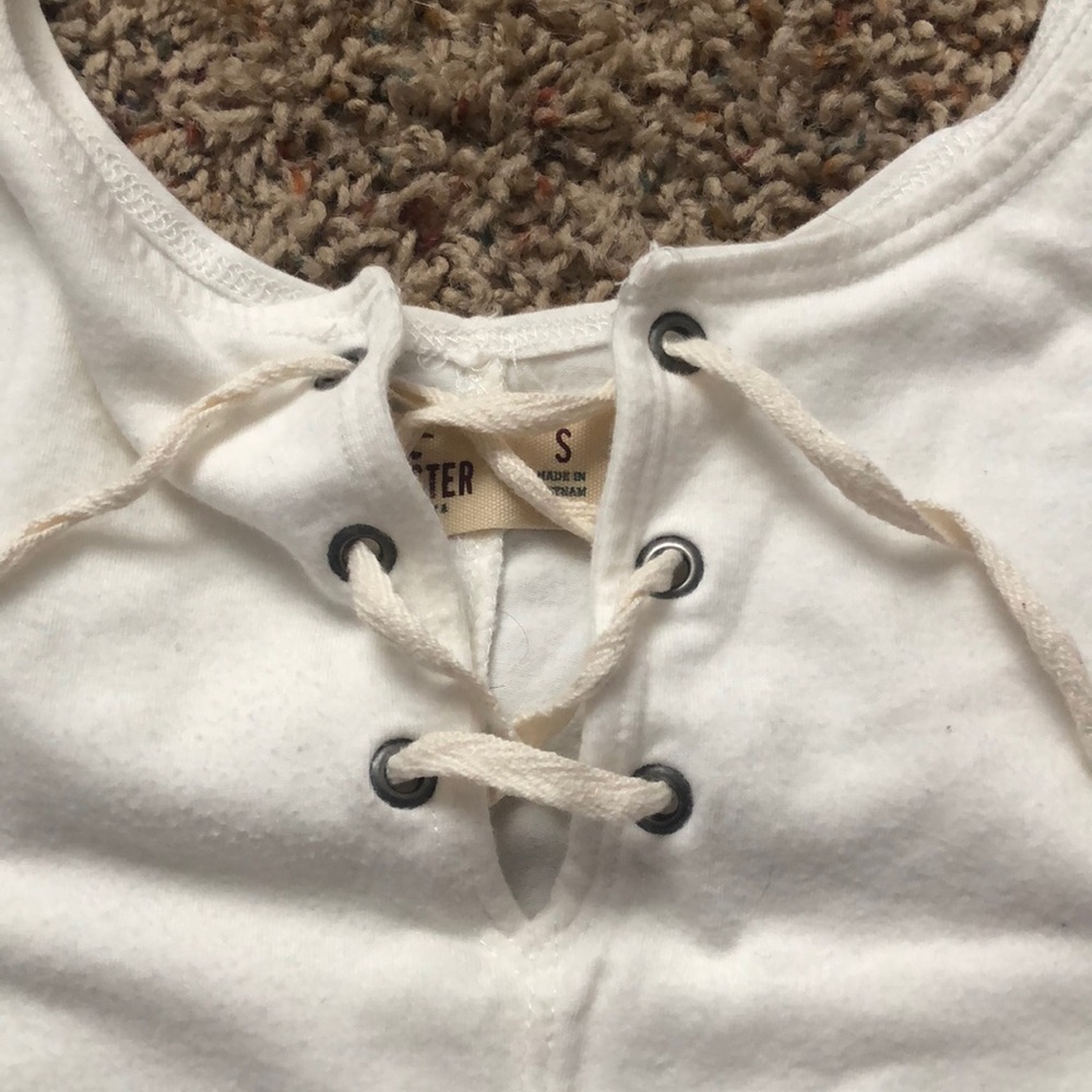 HOLLISTER lace up crop tank S - Picture 3 of 4
